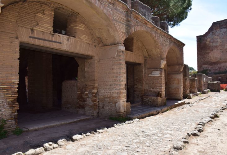 Фото Day trip to Ostia Antica from Rome