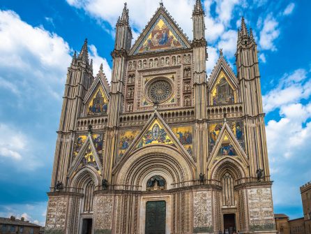 Excursion from Rome to Orvieto, the “ghost town” of Bagnoreggio and the “Park of Monsters”