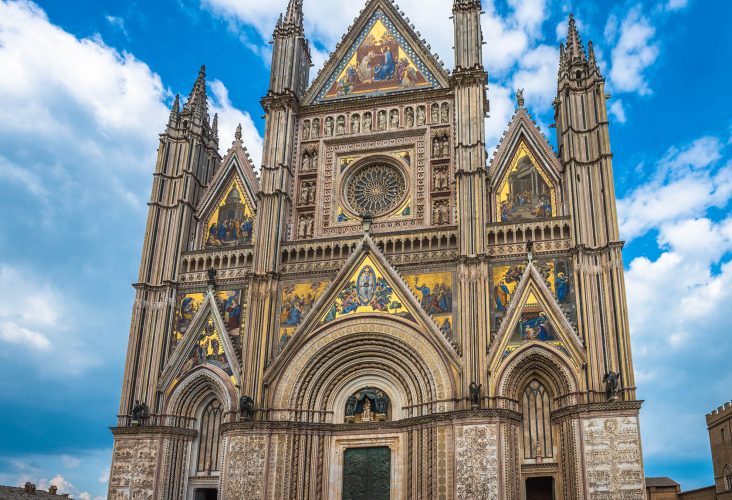 Фото Excursion from Rome to Orvieto, the “ghost town” of Bagnoreggio and the “Park of Monsters”