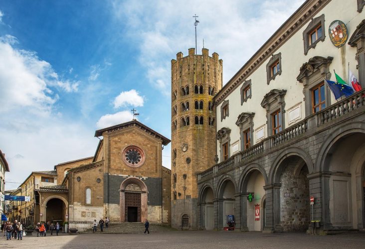 Фото Excursion from Rome to Orvieto, the “ghost town” of Bagnoreggio and the “Park of Monsters”