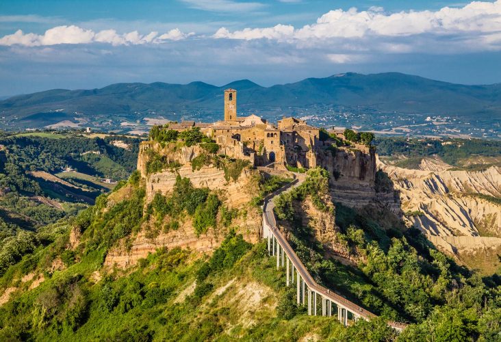 Фото Excursion from Rome to Orvieto, the “ghost town” of Bagnoreggio and the “Park of Monsters”