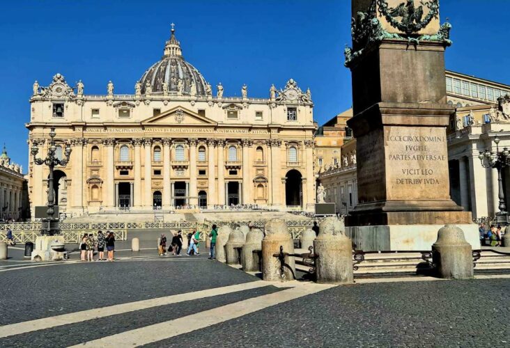 Фото Private Guided Tours of the Vatican